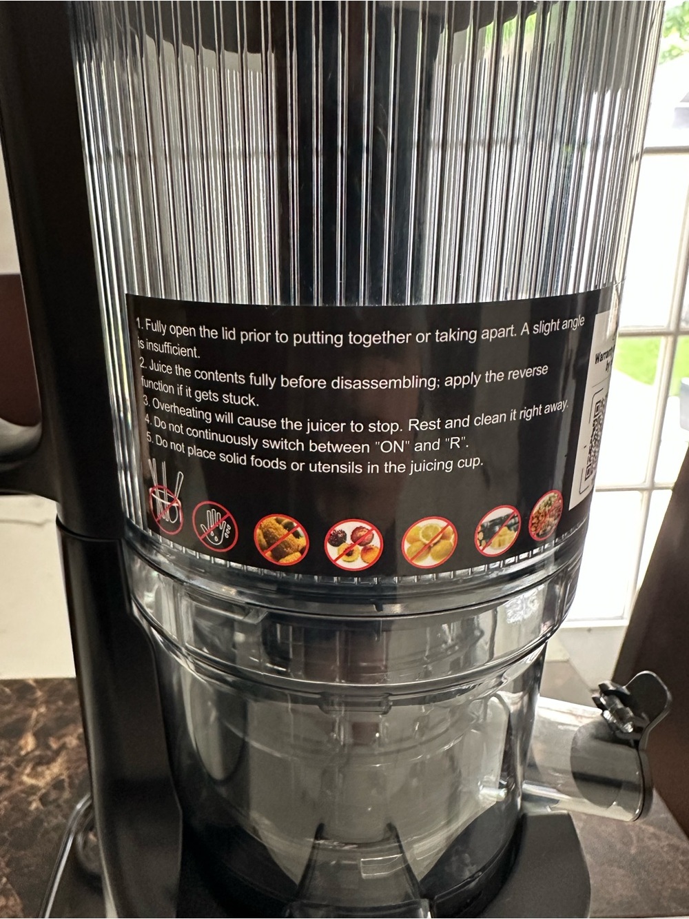 AMZCHEF ZM1902 Vertical Cold Press Juicer - Picture 8 of 15
